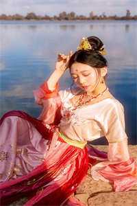 穿成恶女后每天都在洗白后续+完结